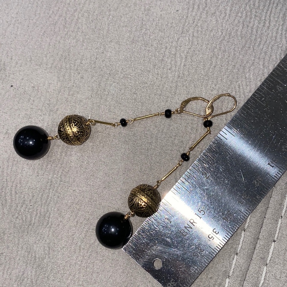 BLACK AND GOLD LONG EARRINGS